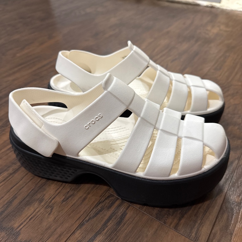 CROCS white stomp platform sandals size 10